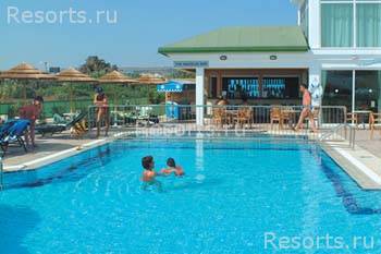 Tasia Maris Sands Beach Hotel 5